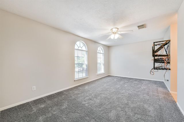 2621 Drift Wood Lane, Seabrook, TX 77586