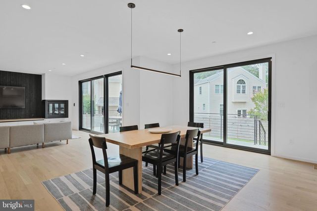 10404 HEBARD ST, Kensington, MD 20895