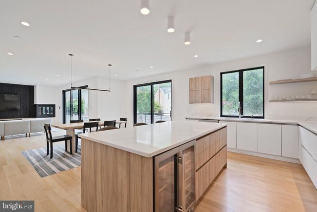 10404 HEBARD ST, Kensington, MD 20895