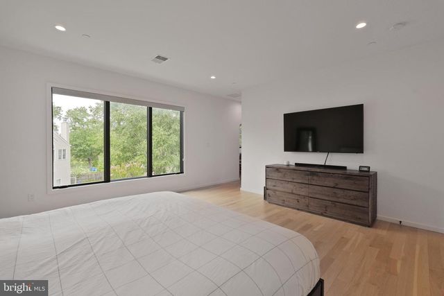 10404 HEBARD ST, Kensington, MD 20895