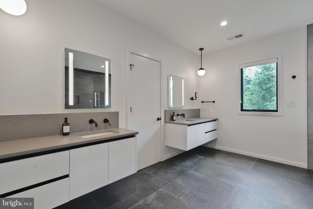 10404 HEBARD ST, Kensington, MD 20895