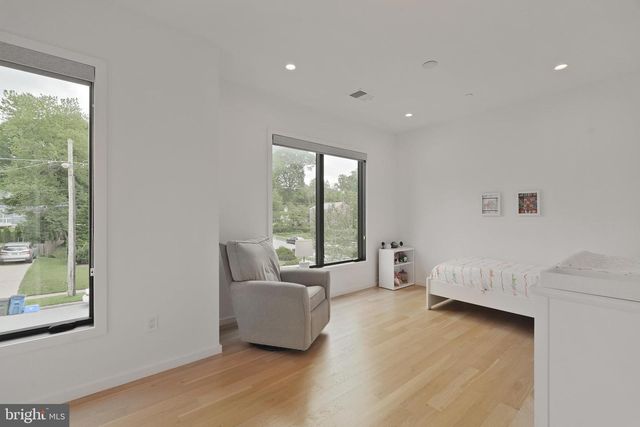 10404 HEBARD ST, Kensington, MD 20895