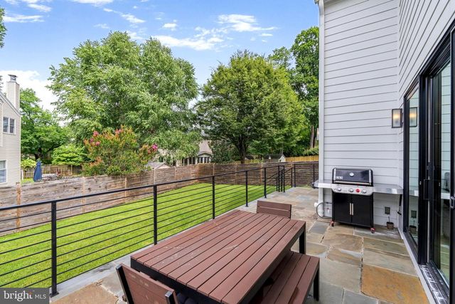10404 HEBARD ST, Kensington, MD 20895