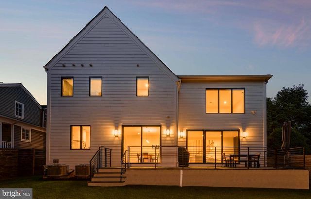 10404 HEBARD ST, Kensington, MD 20895