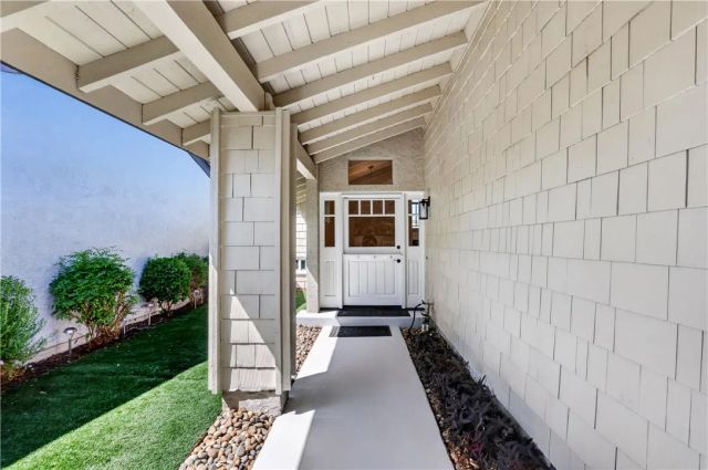 9 Curl, Corona Del Mar, CA 92625