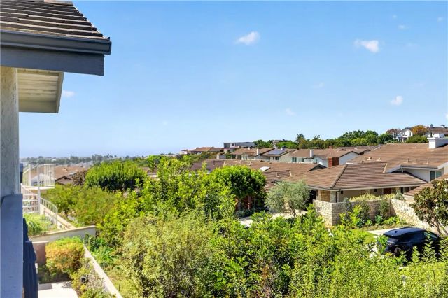 9 Curl, Corona Del Mar, CA 92625