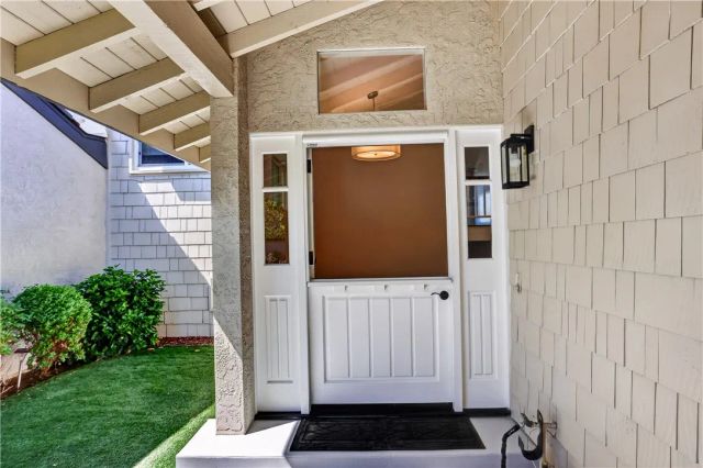 9 Curl, Corona Del Mar, CA 92625