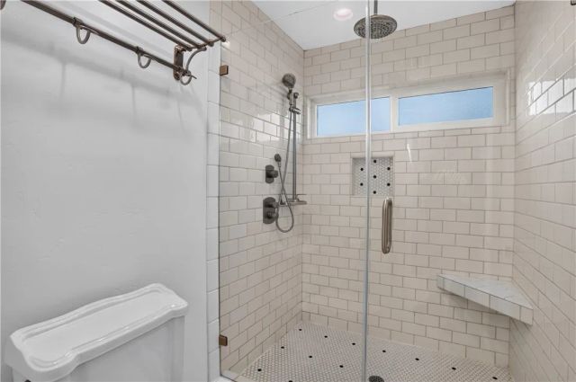 9 Curl, Corona Del Mar, CA 92625