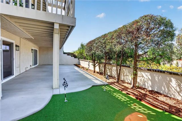 9 Curl, Corona Del Mar, CA 92625