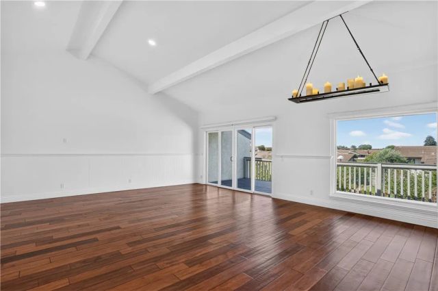9 Curl, Corona Del Mar, CA 92625
