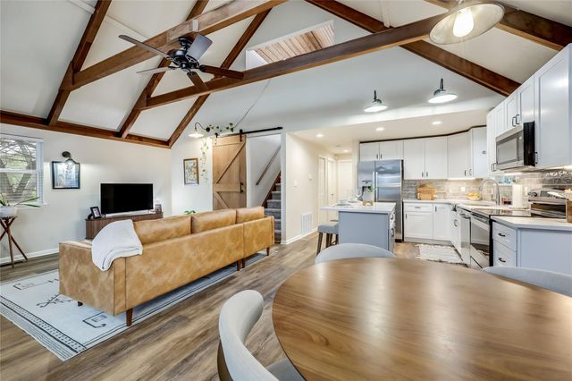 18418 Lakeland DR, Lago Vista, TX 78645