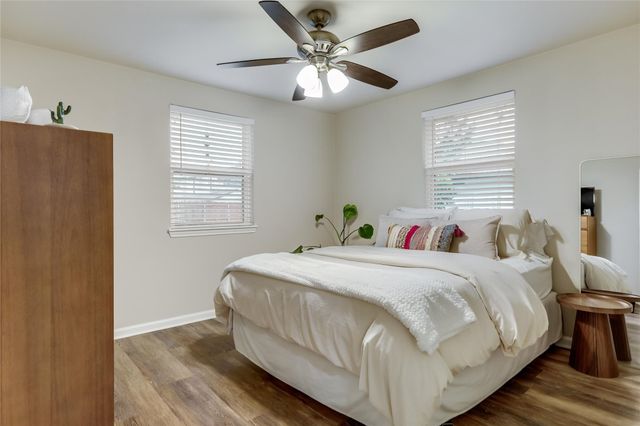 18418 Lakeland DR, Lago Vista, TX 78645