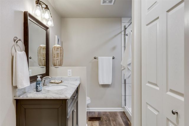 18418 Lakeland DR, Lago Vista, TX 78645