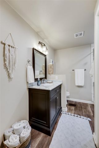 18418 Lakeland DR, Lago Vista, TX 78645