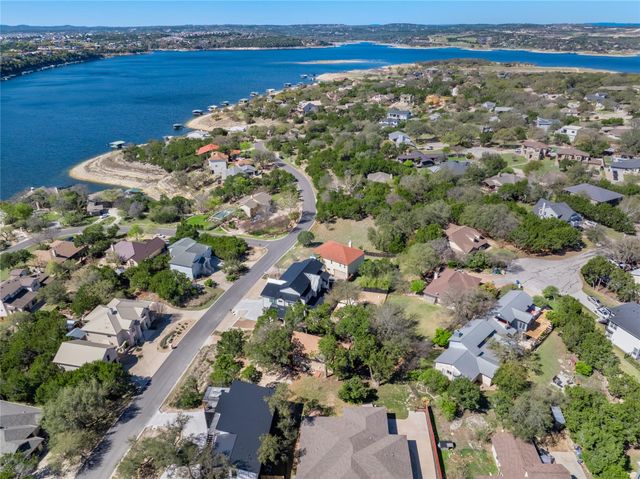 18418 Lakeland DR, Lago Vista, TX 78645