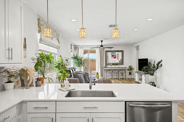 3452 E DAKOTA Drive, San Tan Valley, AZ 85143