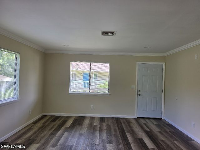 2455 Thomasson DR B, Naples, FL 34112