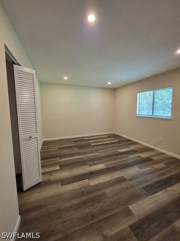 2455 Thomasson DR B, Naples, FL 34112