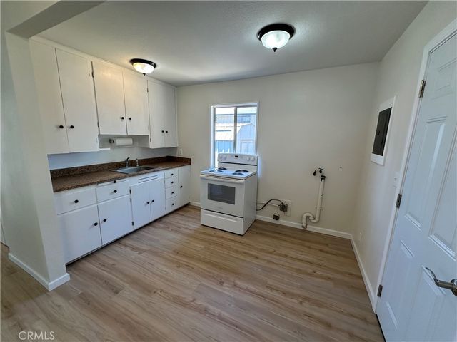 13077 1st, Clearlake Oaks, CA 95423
