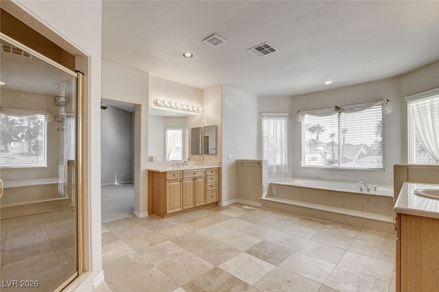 144 Tamarron Cliffs Street, Las Vegas, NV 89148