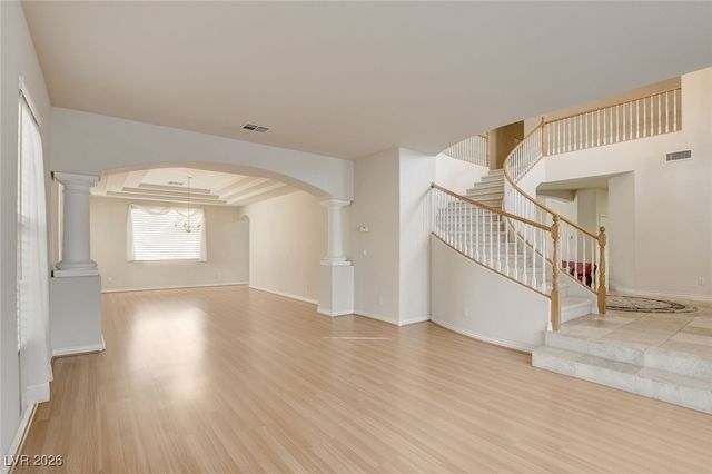 144 Tamarron Cliffs Street, Las Vegas, NV 89148