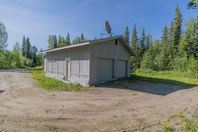 2580 TOPAZ AVENUE, North Pole, AK 99705