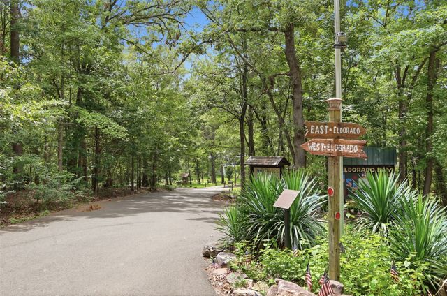 565 W El Dorado Drive, Scroggins, TX 75480