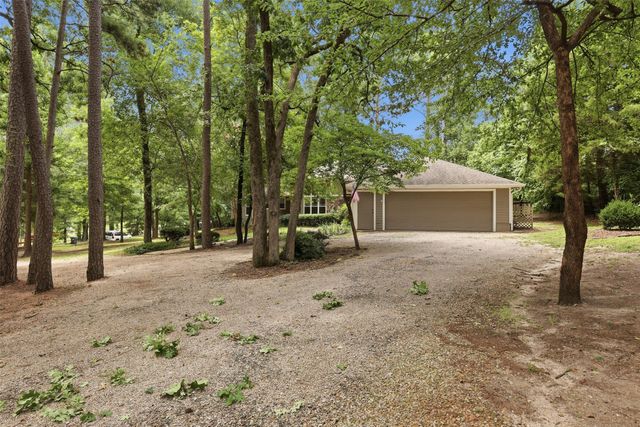565 W El Dorado Drive, Scroggins, TX 75480