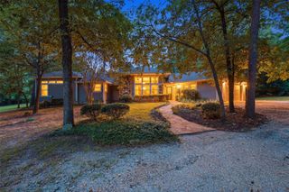 565 W El Dorado Drive, Scroggins, TX 75480
