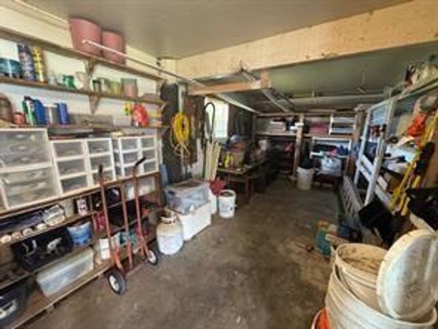 1571 Blue Water Drive, Freeport, TX 77541