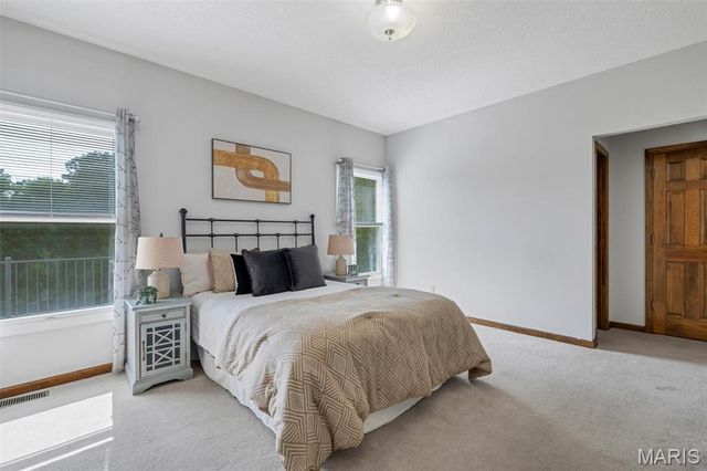 195 England Drive, O'fallon, MO 63366