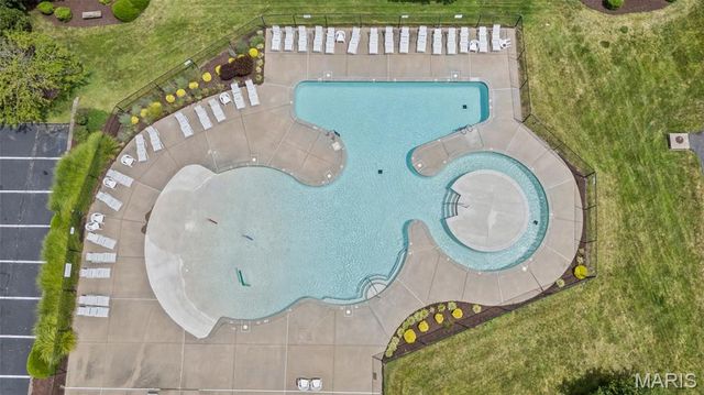 195 England Drive, O'fallon, MO 63366