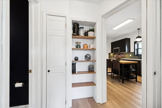 1124 Lathrop Avenue, Forest Park, IL 60130