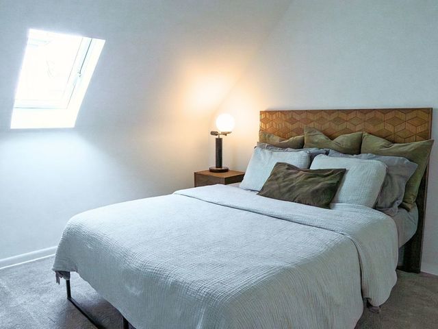 1124 Lathrop Avenue, Forest Park, IL 60130