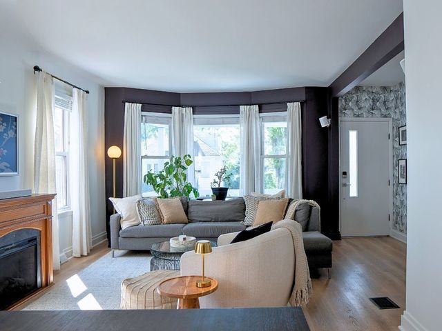 1124 Lathrop Avenue, Forest Park, IL 60130