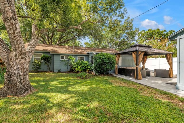 5865 63RD AVENUE N, Pinellas Park, FL 33781