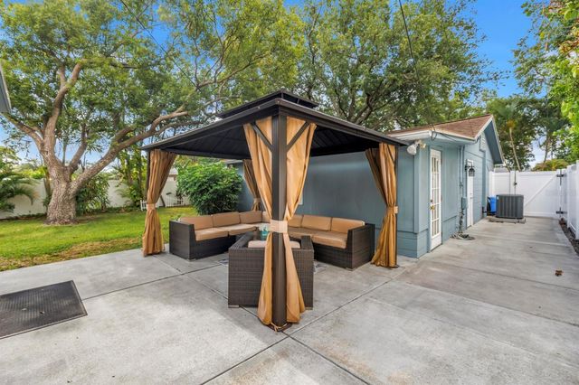 5865 63RD AVENUE N, Pinellas Park, FL 33781