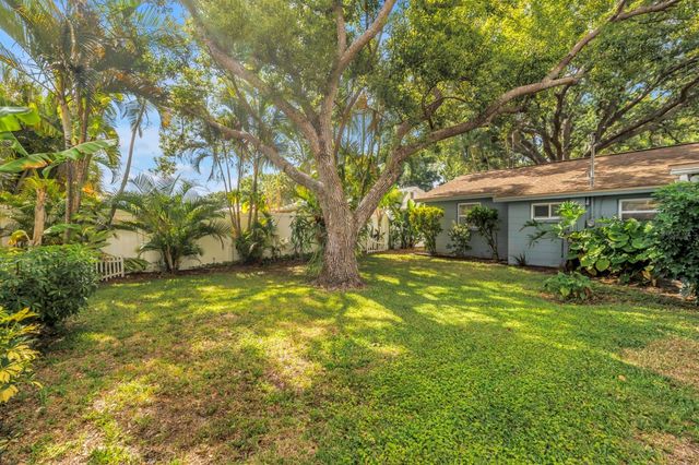 5865 63RD AVENUE N, Pinellas Park, FL 33781