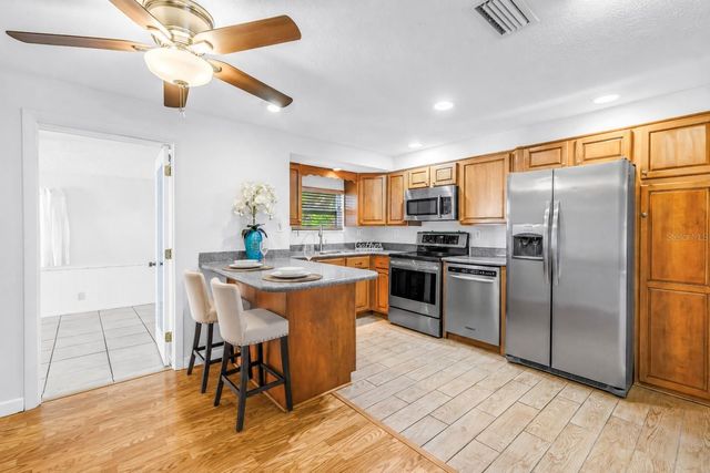 5865 63RD AVENUE N, Pinellas Park, FL 33781