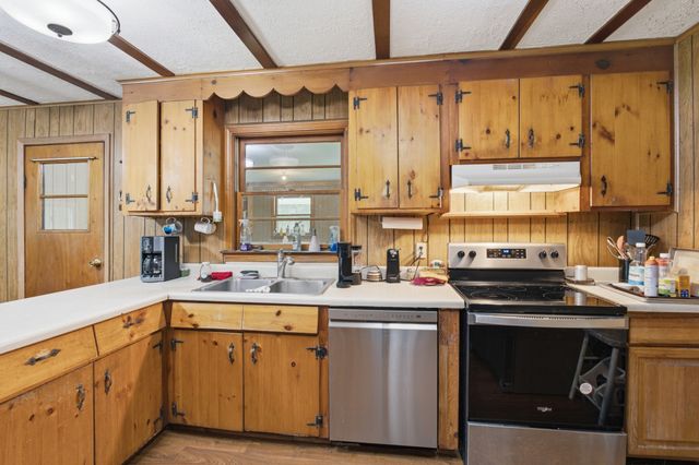 1821 Little Marrowbone Rd, Ashland City, TN 37015