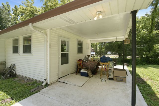 1821 Little Marrowbone Rd, Ashland City, TN 37015