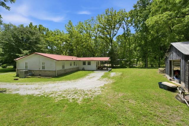 1821 Little Marrowbone Rd, Ashland City, TN 37015