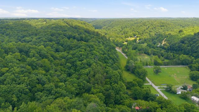 1821 Little Marrowbone Rd, Ashland City, TN 37015