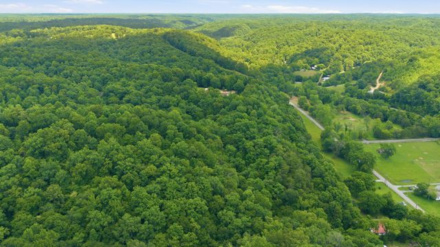 1821 Little Marrowbone Rd, Ashland City, TN 37015