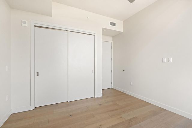 44 East Ave 2307, Austin, TX 78701
