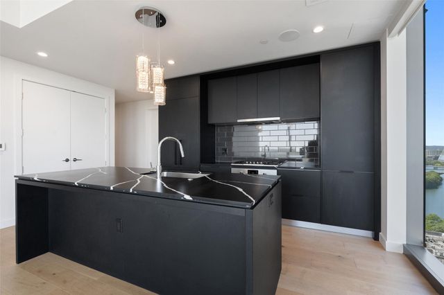 44 East Ave 2307, Austin, TX 78701