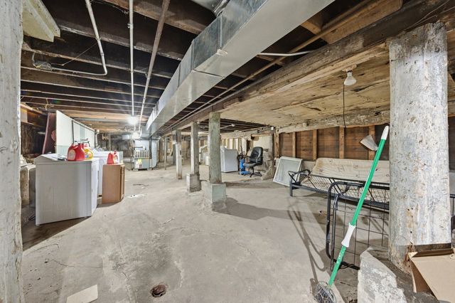 2643 S Hillock Avenue, Chicago, IL 60608