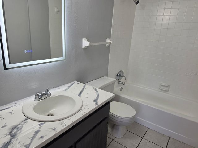 2526 S OAK AVENUE A, Sanford, FL 32773
