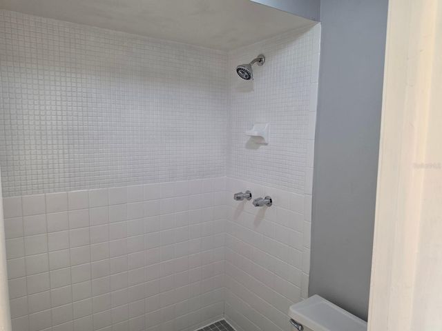 2526 S OAK AVENUE A, Sanford, FL 32773