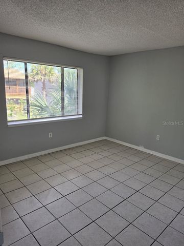 2526 S OAK AVENUE A, Sanford, FL 32773